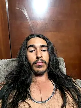 Snapshot of jrrichforever chatting on 11-15-25, 11:32 jrrichforever online show from 11-15-25, 11:32