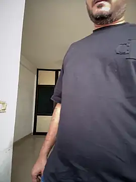 Spicy aryan online show from 10-21-25, 08:37