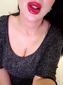 Snapshot of Queen_sousou chatting on 06-06-26, 11:20 Queen sousou online show from 06-06-26, 11:20