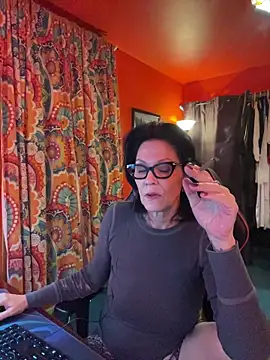 Snapshot of Good-Juju chatting on 11-01-25, 12:12 Good-Juju online show from 11-01-25, 12:12