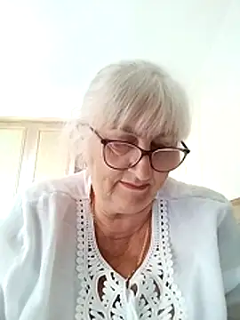 Snapshot of LolkaAlyss chatting on 06-26-26, 01:37 LolkaAlyss online show from 06-26-26, 01:37