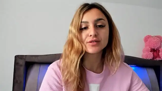 NicolePlay online show from 03-04-26, 05:35