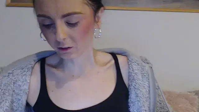 Snapshot of cleophee chatting on 02-19-26, 06:53 cleophee online show from 02-19-26, 06:53