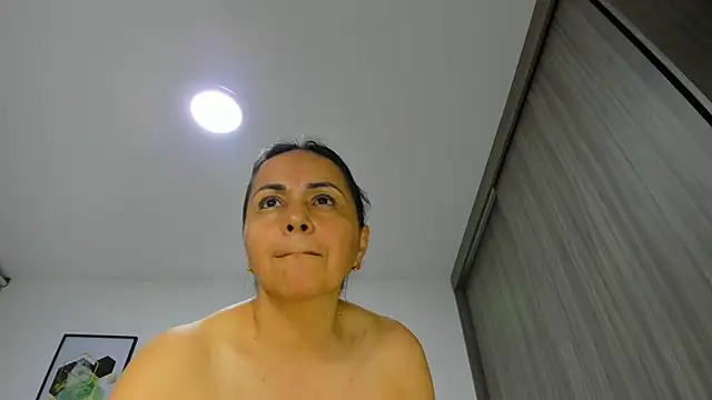 Paty37 online show from 06-16-26, 01:08