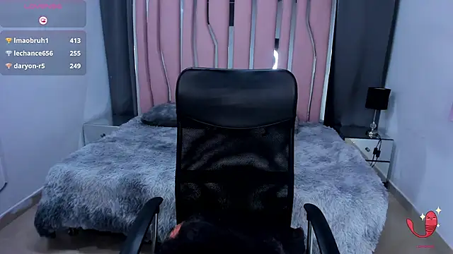 Snapshot of wandaxs69 chatting on 02-04-25, 01:13 wandaxs69 online show from 02-04-25, 01:13