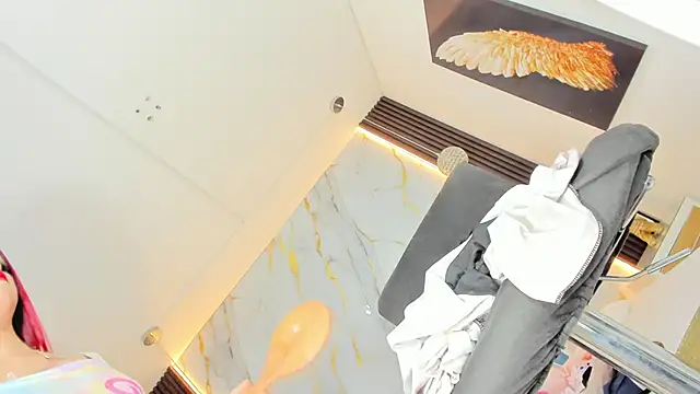 Tamara 18 online show from 11-07-25, 06:13