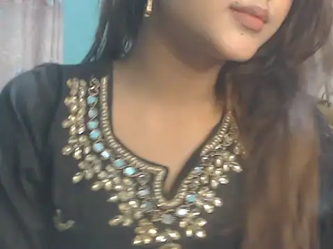 NancyRuvi online show from 04-09-26, 03:17