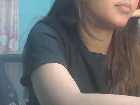 NancyRuvi online show from 04-10-26, 04:23