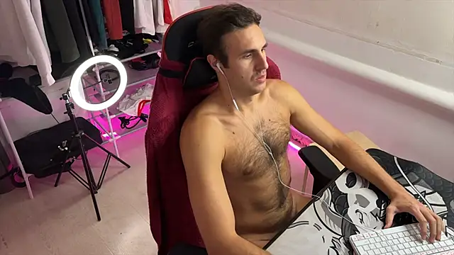 Raamoss online show from 10-15-25, 10:43