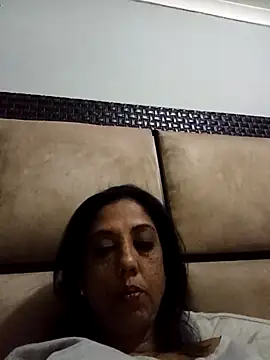 Snapshot of Mahi4luv chatting on 11-02-25, 10:56 Mahi4luv online show from 11-02-25, 10:56