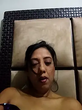 Mahi4luv online show from 03-23-26, 10:36