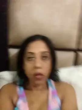Snapshot of Mahi4luv chatting on 04-17-26, 10:57 Mahi4luv online show from 04-17-26, 10:57