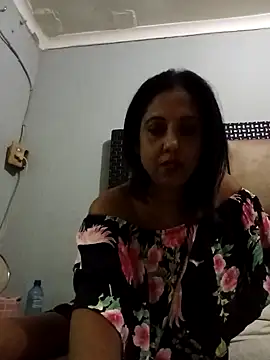 Snapshot of Mahi4luv chatting on 04-26-26, 07:44 Mahi4luv online show from 04-26-26, 07:44