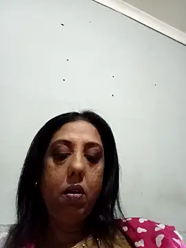 Snapshot of Mahi4luv chatting on 05-22-26, 10:15 Mahi4luv online show from 05-22-26, 10:15