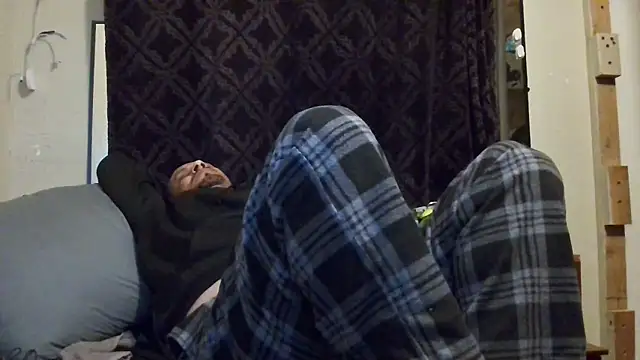 leonar0101 online show from 01-20-25, 11:24