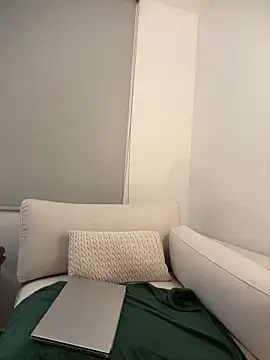 Snapshot of sweetAli_ chatting on 09-23-25, 09:45 sweetAli online show from 09-23-25, 09:45