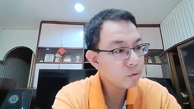 Snapshot of poter77112 chatting on 07-19-26, 02:32 poter77112 online show from 07-19-26, 02:32