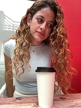 alana15 online show from 04-13-26, 09:31