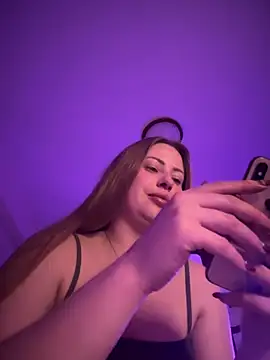 AlisaWhite online show from 01-31-25, 07:51