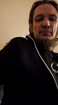 Snapshot of BunnyandClydeDk chatting on 03-10-25, 10:24 BunnyandClydeDk online show from 03-10-25, 10:24