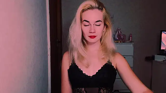 xxxcharismaaa online show from 10-22-25, 06:40