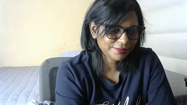 Snapshot of sunshinelady_ chatting on 06-18-26, 12:42 sunshinelady online show from 06-18-26, 12:42
