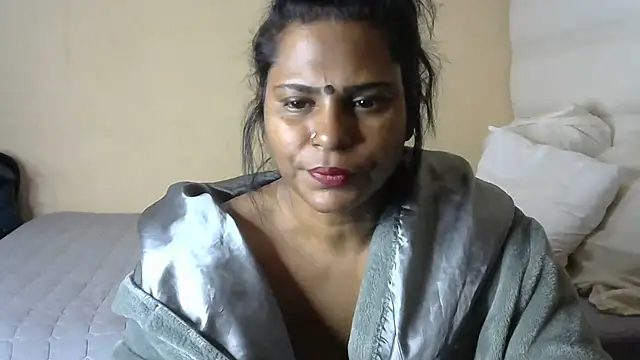 Snapshot of sunshinelady_ chatting on 07-13-26, 07:22 sunshinelady online show from 07-13-26, 07:22