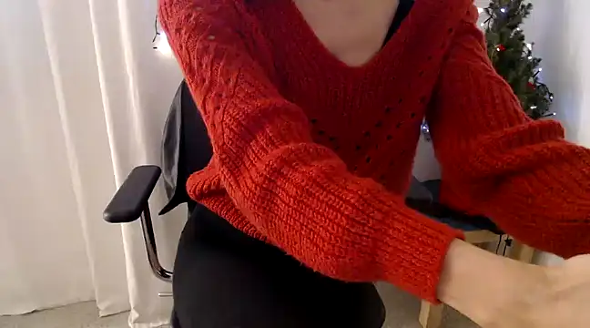 Snapshot of LadyJoanX chatting on 01-05-25, 01:47 LadyJoanX online show from 01-05-25, 01:47