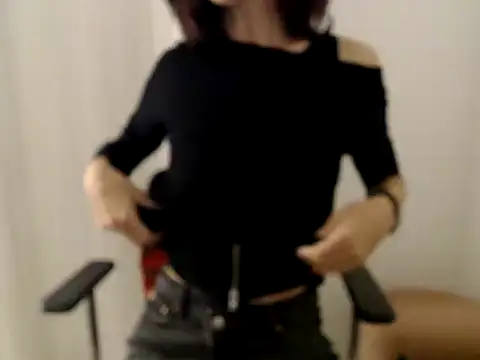 Snapshot of LadyJoanX chatting on 11-01-25, 07:49 LadyJoanX online show from 11-01-25, 07:49