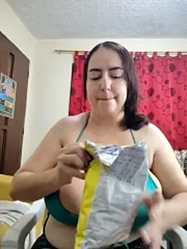 Snapshot of rosahills chatting on 03-04-26, 06:41 rosahills online show from 03-04-26, 06:41