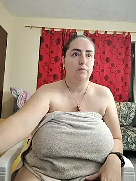 Snapshot of rosahills chatting on 04-23-26, 06:14 rosahills online show from 04-23-26, 06:14