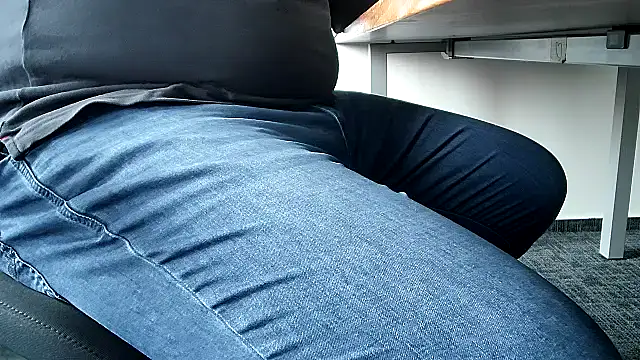 69bezfleku online show from 10-24-25, 07:38