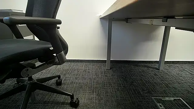 69bezfleku online show from 12-23-25, 07:50