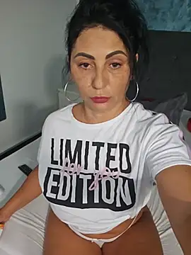 charrlote love online show from 08-06-26, 01:46