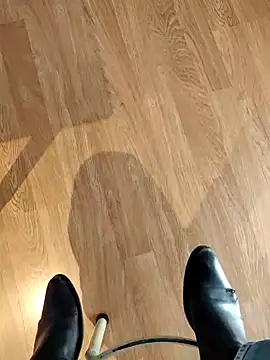 Snapshot of papiculo86 chatting on 11-05-25, 03:23 papiculo86 online show from 11-05-25, 03:23