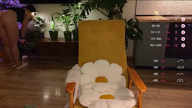 AliceKingsleigh online show from 02-12-25, 12:12