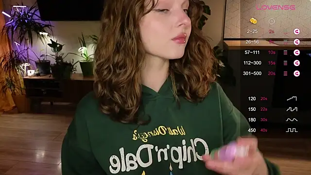 AliceKingsleigh online show from 02-27-25, 06:42