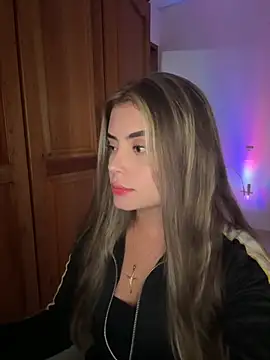 Miss valeriaa online show from 11-27-25, 08:44