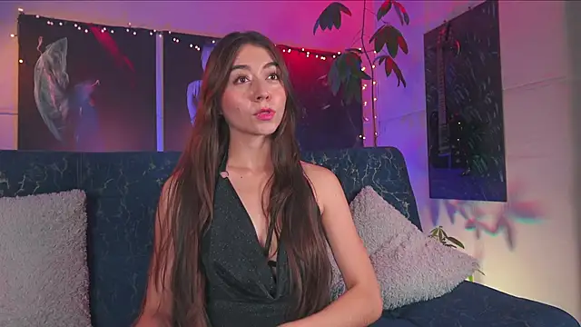 Snapshot of Bellapazzia chatting on 12-24-24, 05:13 Bellapazzia online show from 12-24-24, 05:13