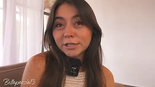 Snapshot of Bellapazzia chatting on 09-27-25, 06:57 Bellapazzia online show from 09-27-25, 06:57