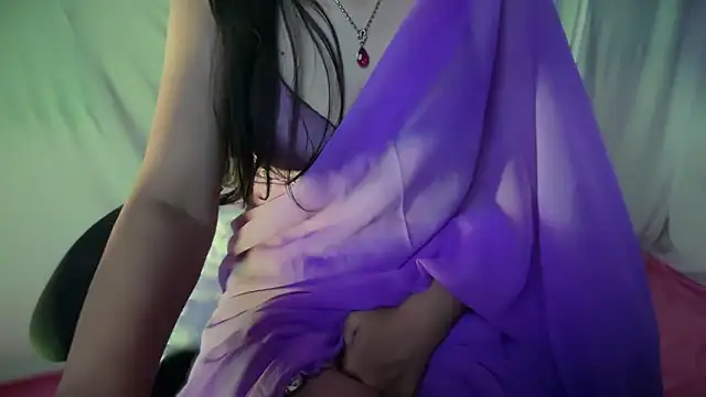 Queen Angelena online show from 09-25-25, 06:22