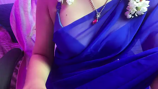 Queen Angelena online show from 01-18-26, 06:01