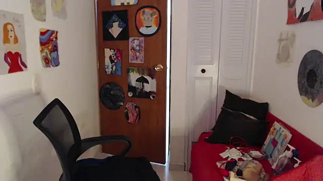 soynanabela28 online show from 11-02-25, 11:29