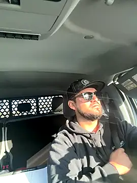 Ozzy420  online show from 12-01-25, 04:45