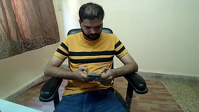 Snapshot of mynastyfuckerr chatting on 04-15-26, 11:17 mynastyfuckerr online show from 04-15-26, 11:17