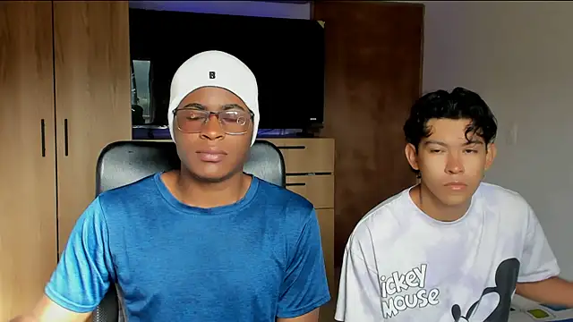 Snapshot of CrissBrownxxx chatting on 05-16-26, 12:37 CrissBrownxxx online show from 05-16-26, 12:37