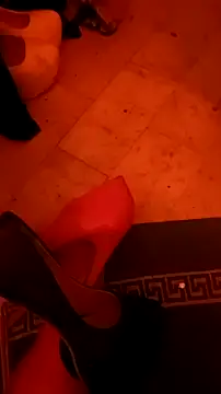 Snapshot of Misspadrona88 chatting on 11-19-25, 01:05 Misspadrona88 online show from 11-19-25, 01:05