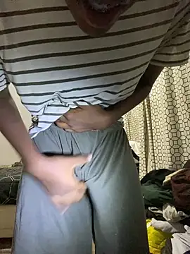 Snapshot of lucky_dicks143 chatting on 11-01-25, 12:23 lucky dicks143 online show from 11-01-25, 12:23