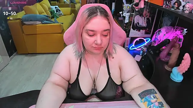Snapshot of Softie_Sofy chatting on 07-03-26, 02:29 Softie Sofy online show from 07-03-26, 02:29