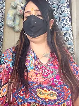 cute-tanvi online show from 04-15-26, 01:45